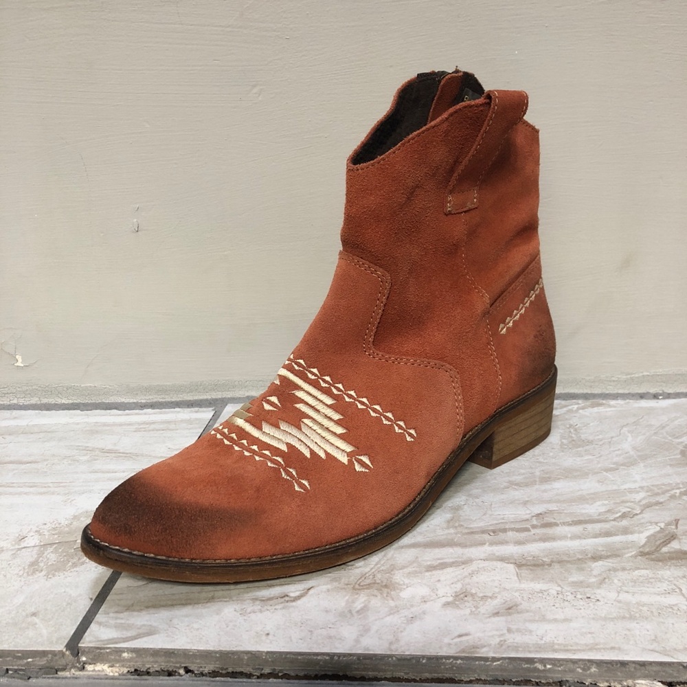 Musse & Cloud Anthropologie Aztec Leather Boots 10